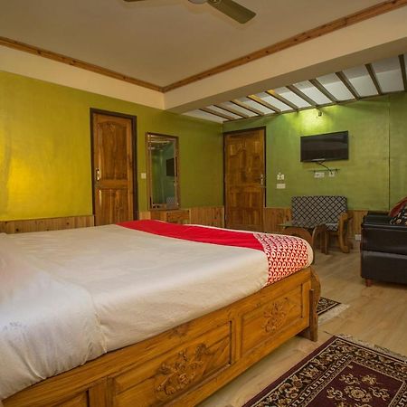 Oyo 23409 Lama Dhim Hotel กาลิมปง ภายนอก รูปภาพ