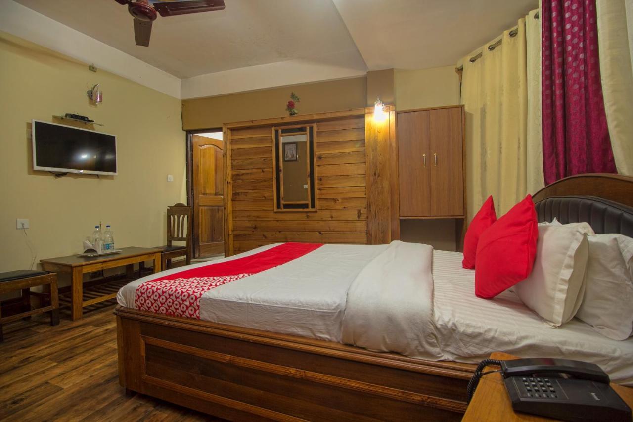 Oyo 23409 Lama Dhim Hotel กาลิมปง ภายนอก รูปภาพ