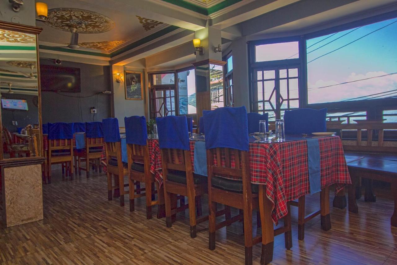Oyo 23409 Lama Dhim Hotel กาลิมปง ภายนอก รูปภาพ