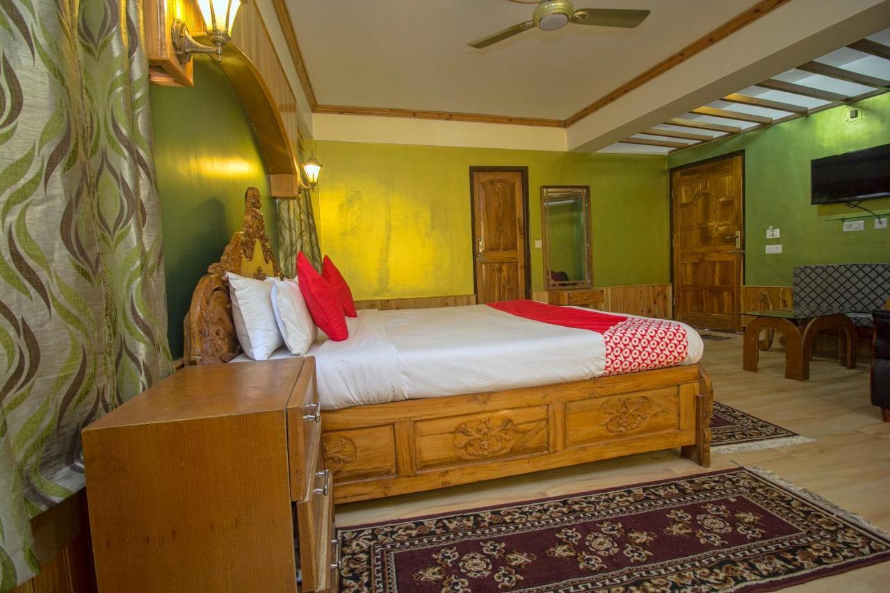 Oyo 23409 Lama Dhim Hotel กาลิมปง ภายนอก รูปภาพ