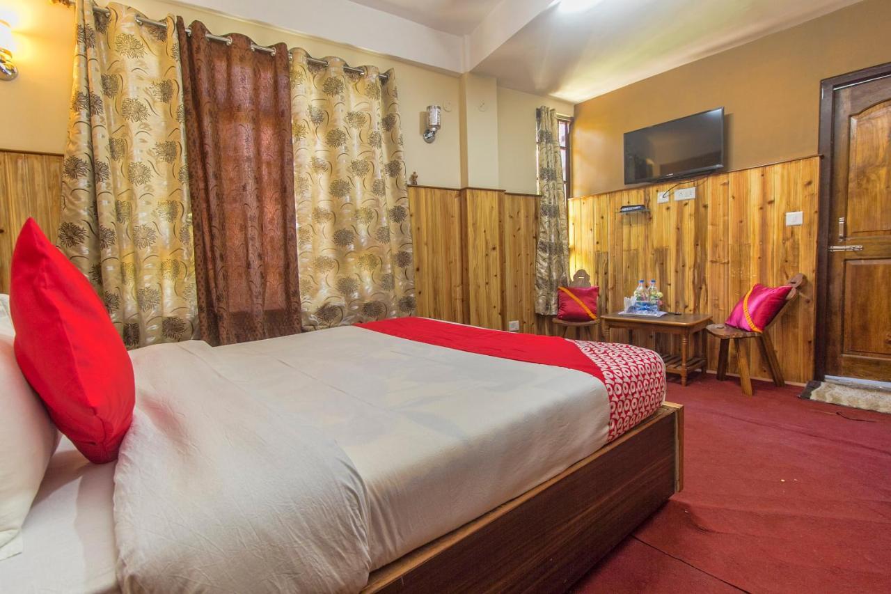 Oyo 23409 Lama Dhim Hotel กาลิมปง ภายนอก รูปภาพ